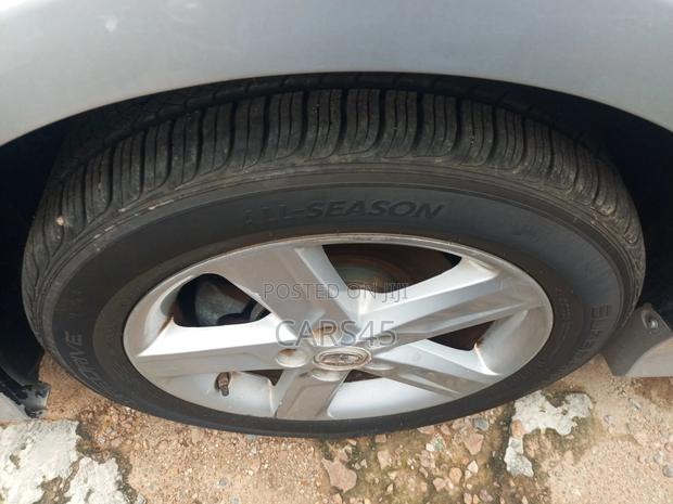 Toyota Camry 2014 Silver