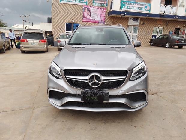 Mercedes-Benz M Class ML350 4dr SUV (3.5L 6cyl 7A) 2015 Gray