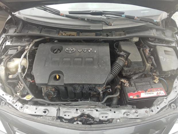 Toyota Corolla 2013 Gray