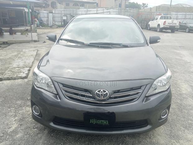 Toyota Corolla 2013 Gray