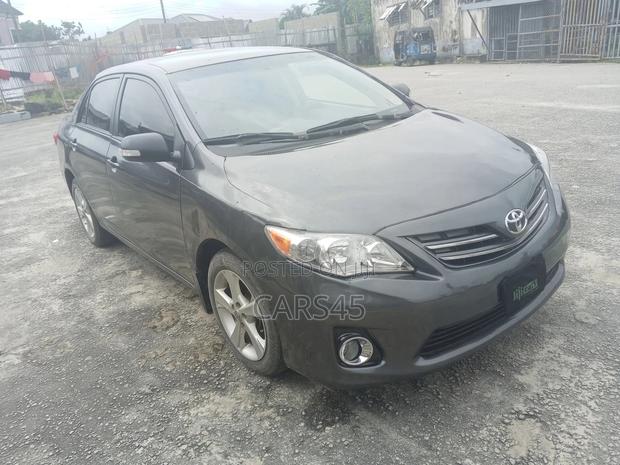 Toyota Corolla 2013 Gray