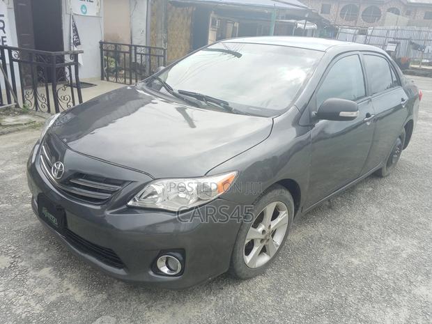 Toyota Corolla 2013 Gray