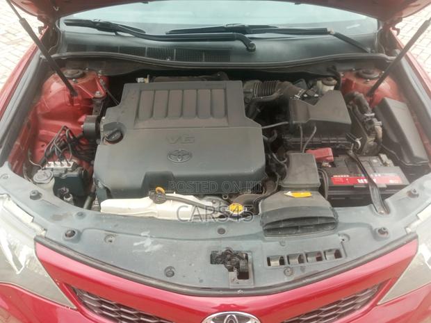 Toyota Camry SE V6 4dr Sedan (3.5L 6cyl 6A) 2012 Red