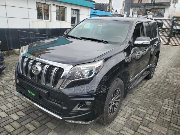 Toyota Land Cruiser Prado 2017 Black