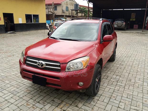 Toyota RAV4 2007 Red