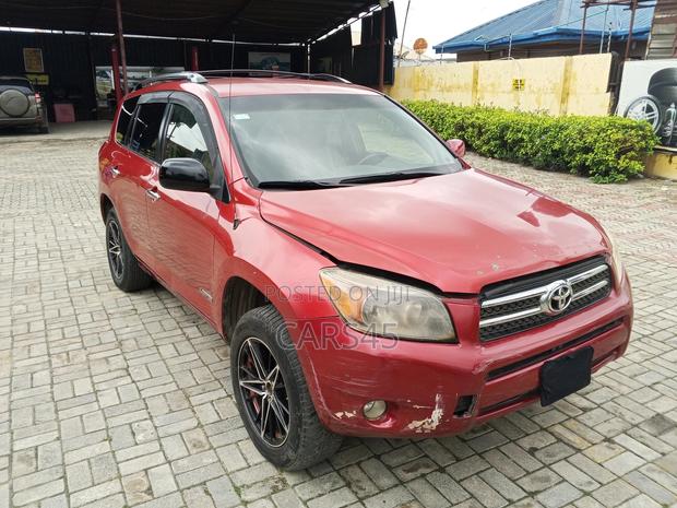 Toyota RAV4 2007 Red