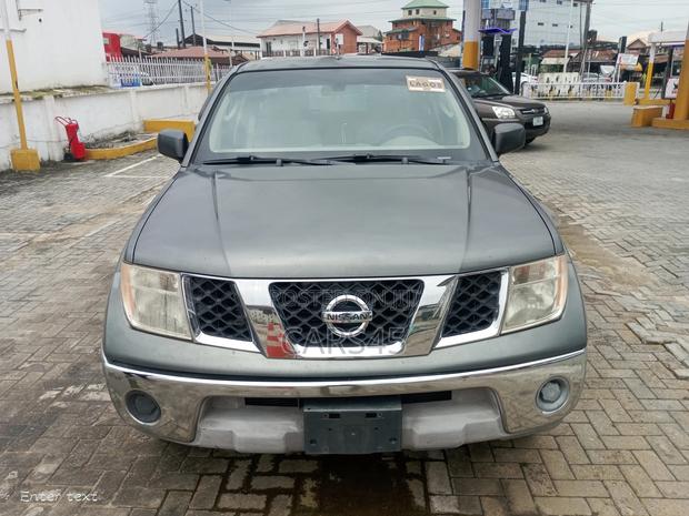 Nissan Frontier 2006 Gray