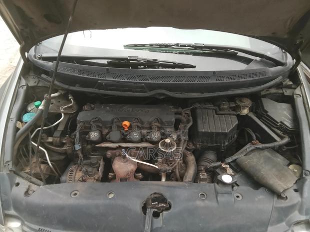 Honda Civic 2007 Gray