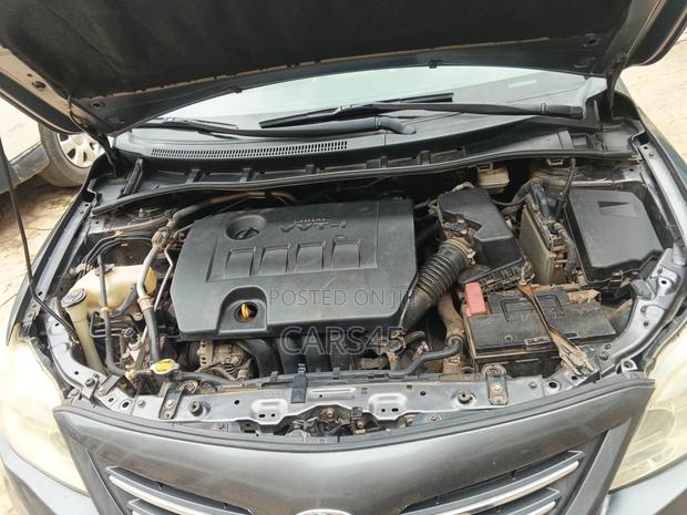 Toyota Corolla 2013 Gray