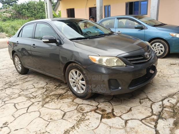 Toyota Corolla 2013 Gray