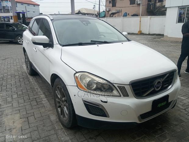 Volvo XC60 2010 White