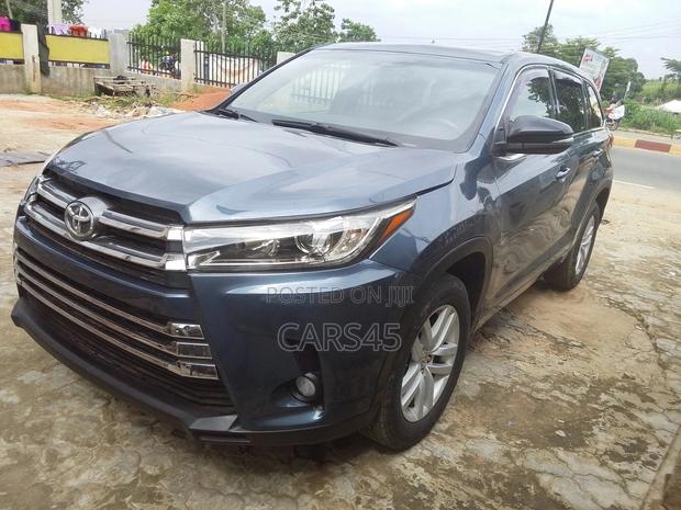 Toyota Highlander 2015 Gray