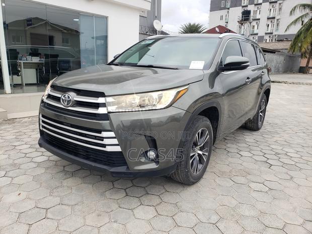 Toyota Highlander 2018 Green