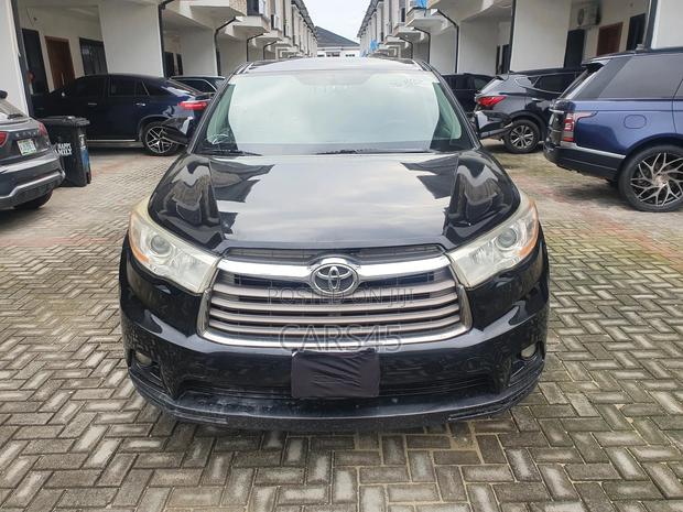 Toyota Highlander 2015 Black