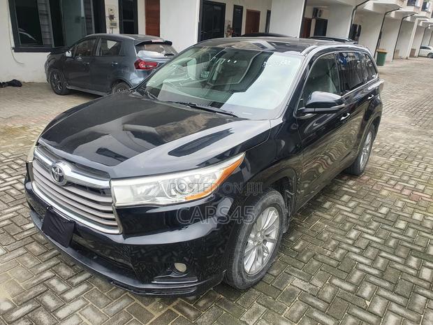 Toyota Highlander 2015 Black