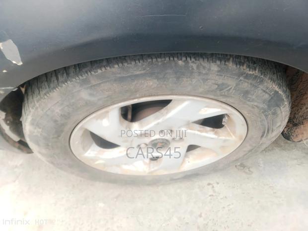 Pontiac Vibe 2003 Silver