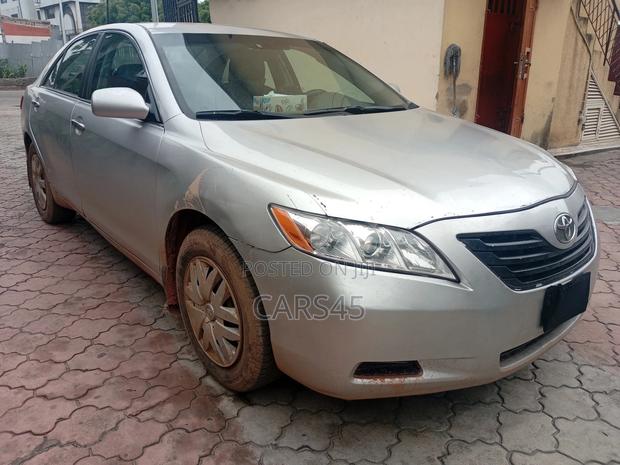 Toyota Camry 2008 Silver