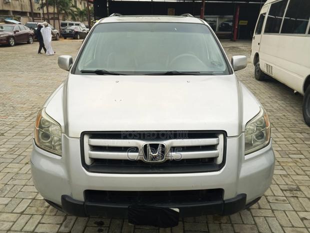 Honda Pilot 2006 Silver