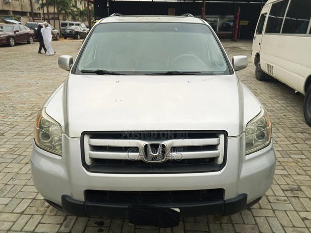 Honda Pilot 2006 Silver