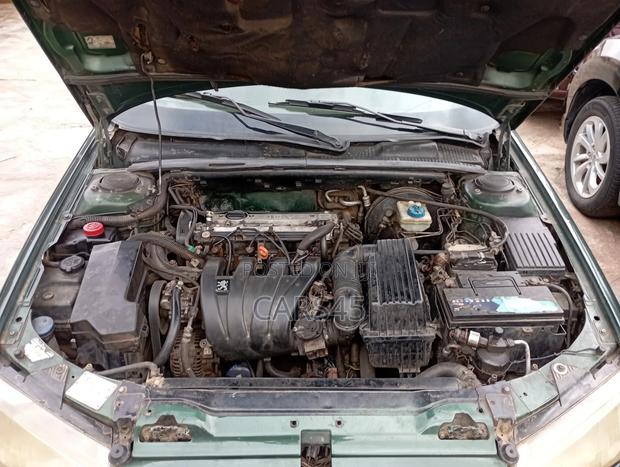 Peugeot 406 2001 Green