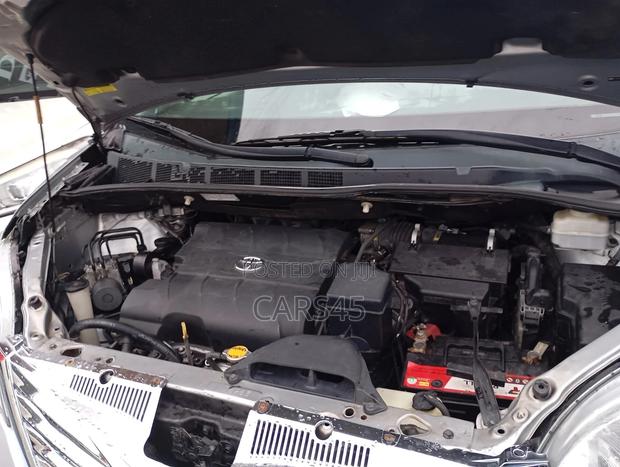 Toyota Sienna 2015 Gray