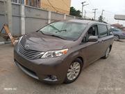 Toyota Sienna 2013 Gray for sale