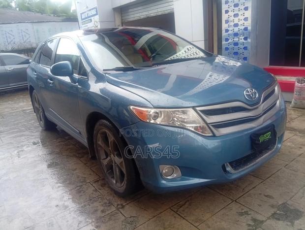 Toyota Venza 2012 Blue