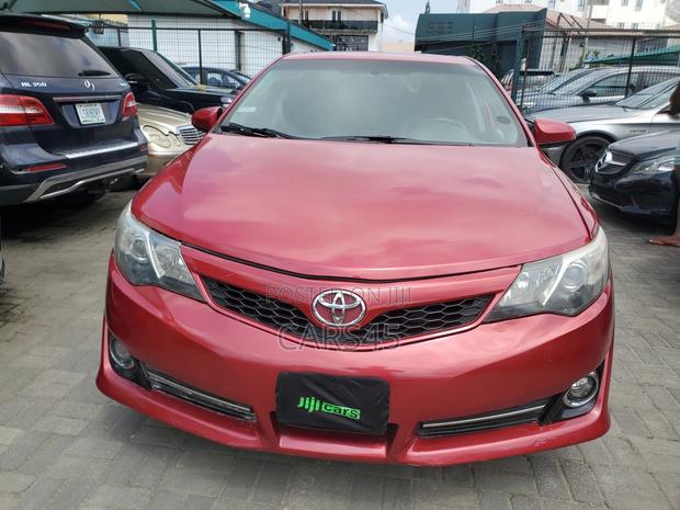 Toyota Camry 2013 Red
