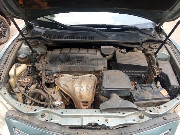 Toyota Camry 2011 Green