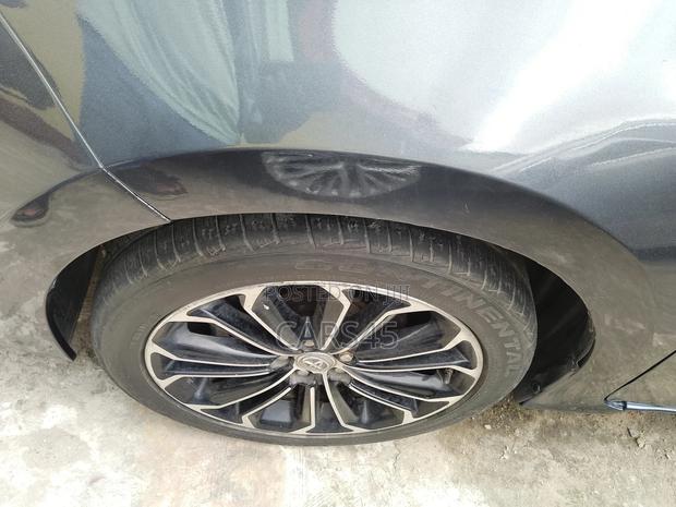 Toyota Corolla 2014 Blue