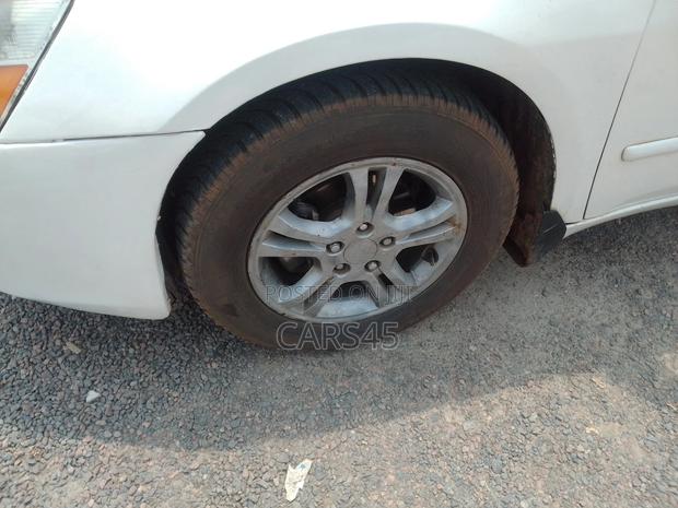Honda Accord 2006 White