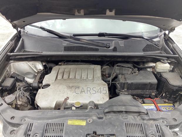 Toyota Highlander Limited 2010 Silver