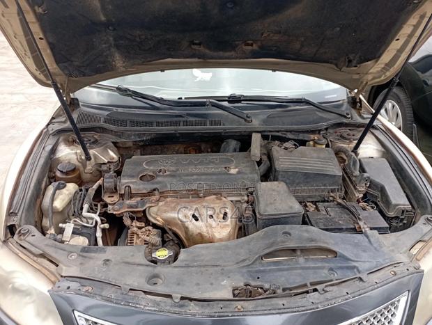 Toyota Camry 2007 Gold
