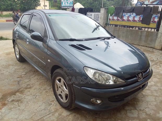 Peugeot 206 2004 Gray