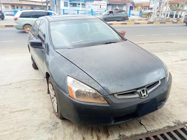 Honda Accord 2004 Black