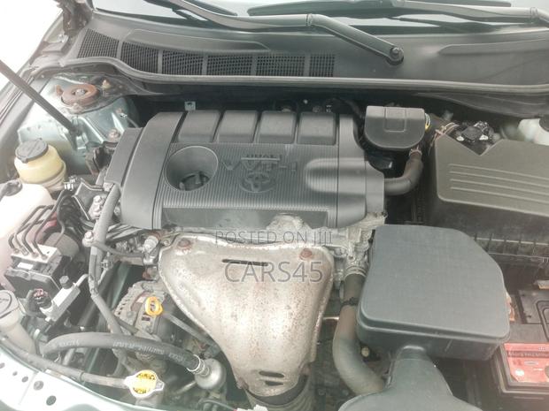Toyota Camry LE 4dr Sedan (2.5L 4cyl 6A) 2011 Green