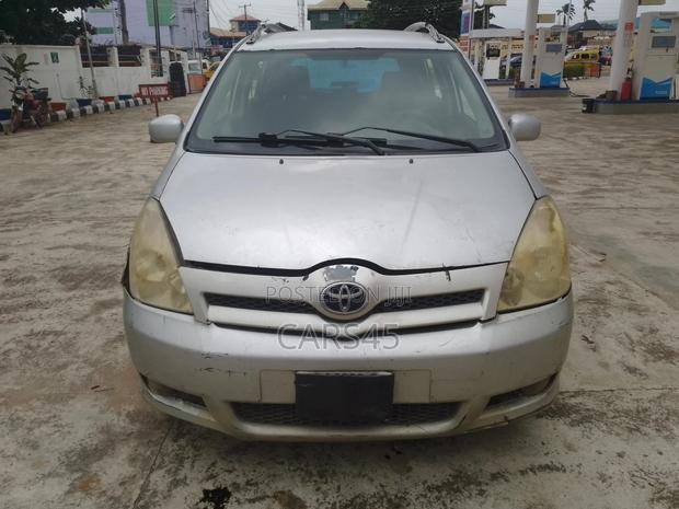 Toyota Corolla 2007 Silver