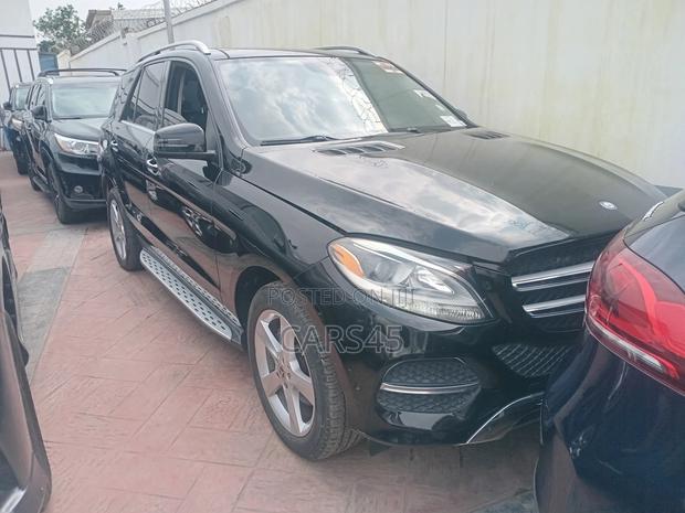 Mercedes-Benz GLE-Class 2016 Black