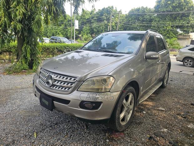 Mercedes-Benz M Class 2008 Beige