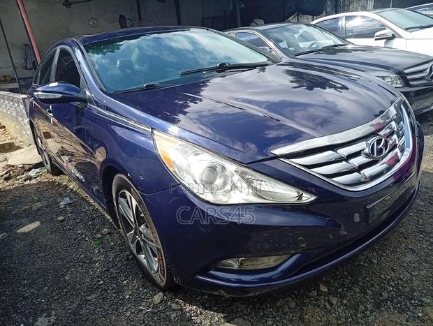 Hyundai Sonata 2013 Blue