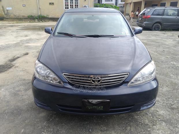 Toyota Camry 2003 Blue