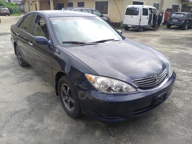 Toyota Camry 2003 Blue