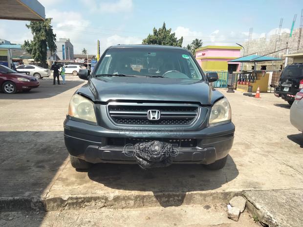 Honda Pilot 2004 Gray
