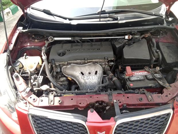 Pontiac Vibe 2009 Red