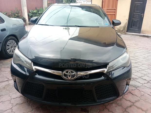 Toyota Camry 2016 Black