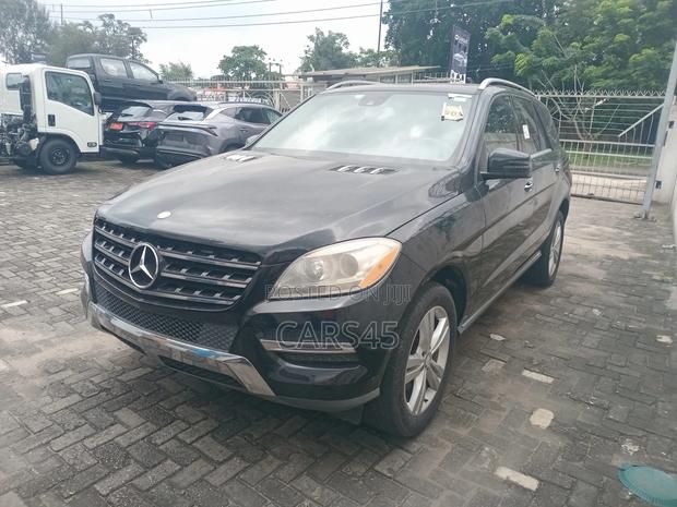 Mercedes-Benz M Class 2015 Black