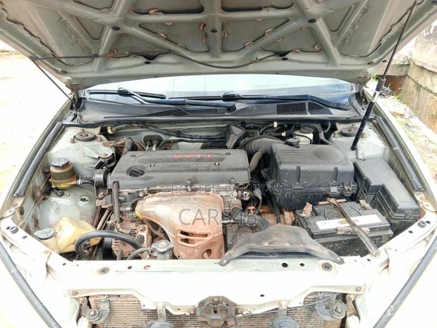 Toyota Camry 2003 Gold