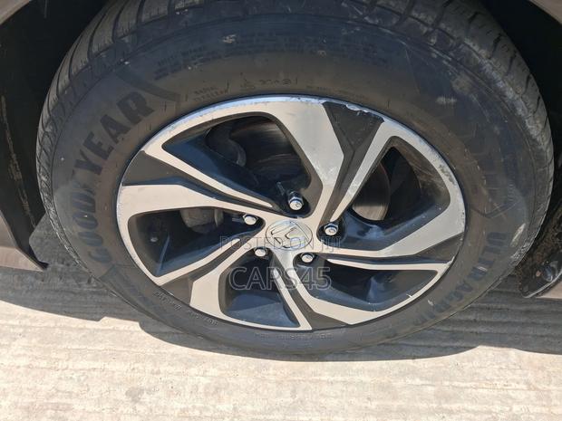 Honda Accord 2017 Brown
