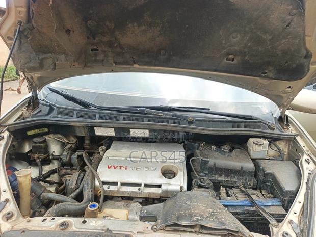 Toyota Sienna 2005 Gold