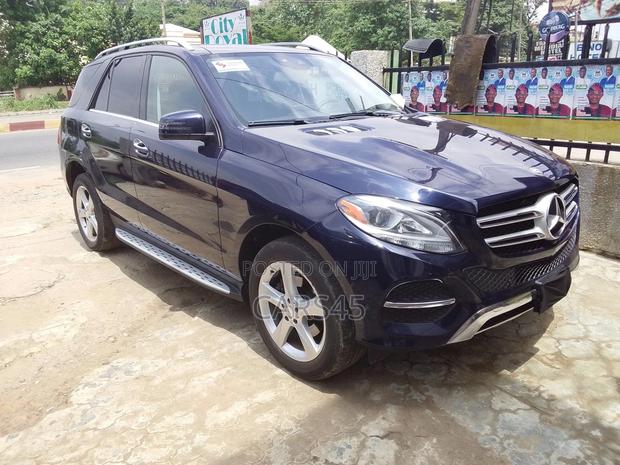 Mercedes-Benz GLE-Class 2017 Blue